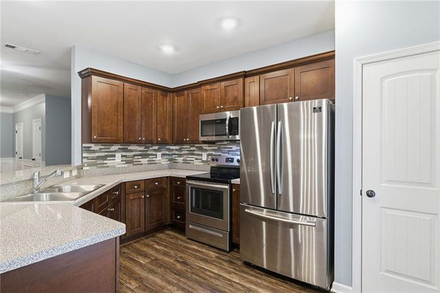 112 Spring Way Square, Canton, GA 30114