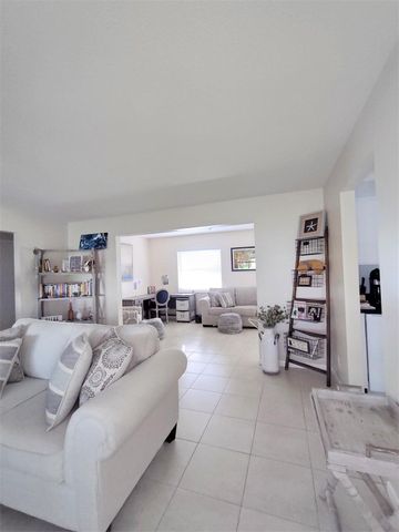 1826 SW Congress Boulevard, Boynton Beach, FL 33426