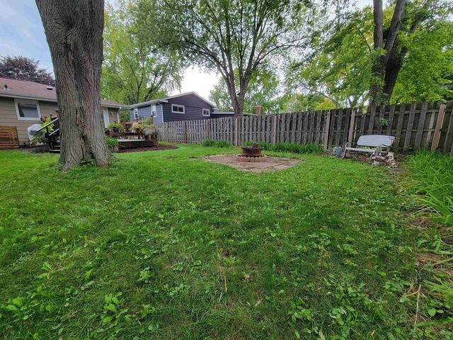 708 KENSINGTON ROAD, Neenah, WI 54956