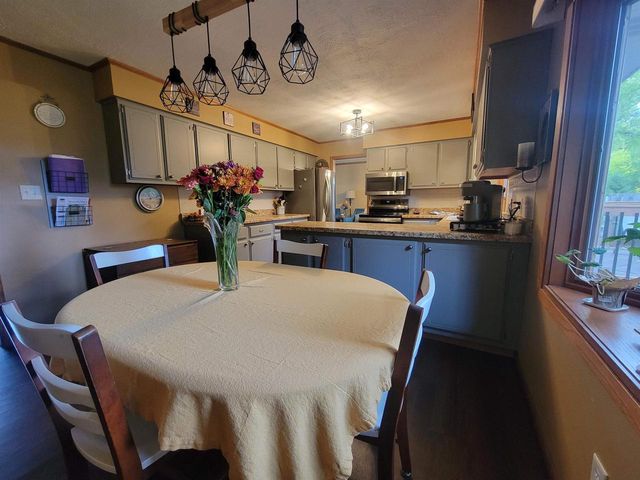 708 KENSINGTON ROAD, Neenah, WI 54956