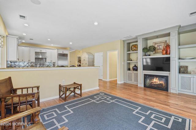 33 Coneflower Lane, Princeton Junction, NJ 08550