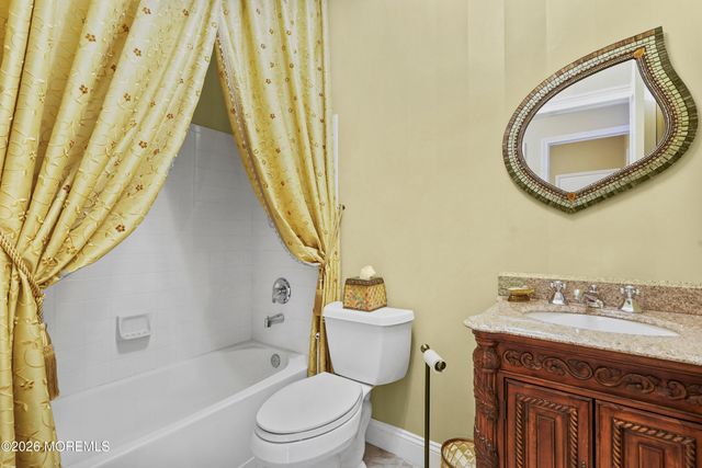 33 Coneflower Lane, Princeton Junction, NJ 08550