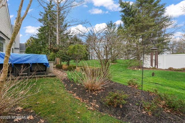 33 Coneflower Lane, Princeton Junction, NJ 08550