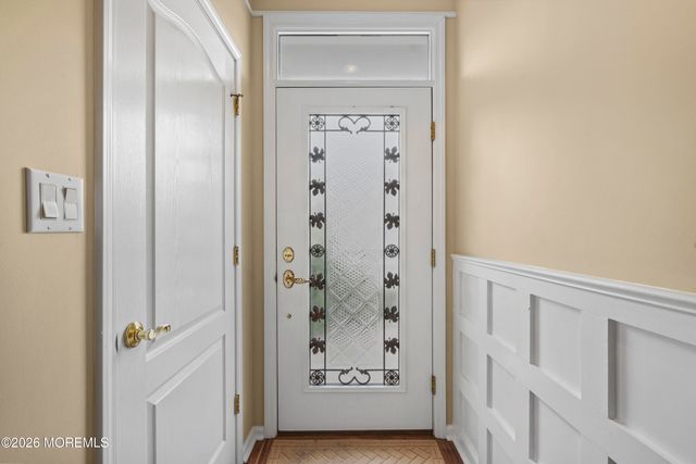 33 Coneflower Lane, Princeton Junction, NJ 08550