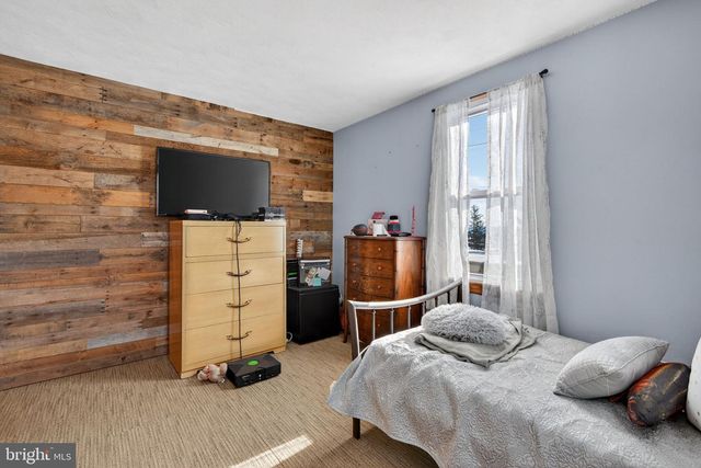 53 DAWN LN, York, PA 17406