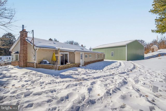 53 DAWN LN, York, PA 17406