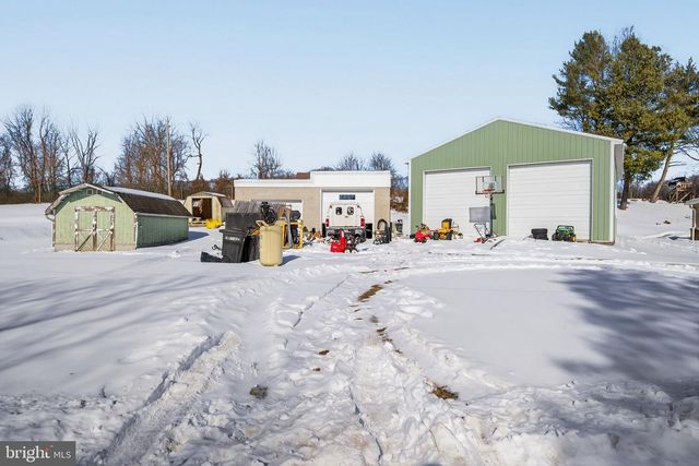 53 DAWN LN, York, PA 17406