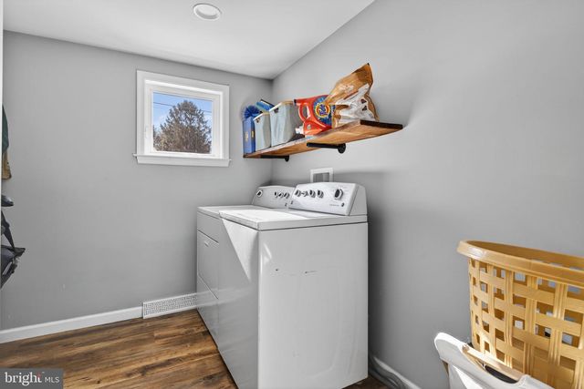 53 DAWN LN, York, PA 17406