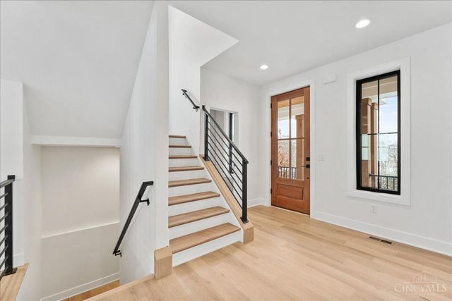 3490 Cooper Road, Blue Ash, OH 45241