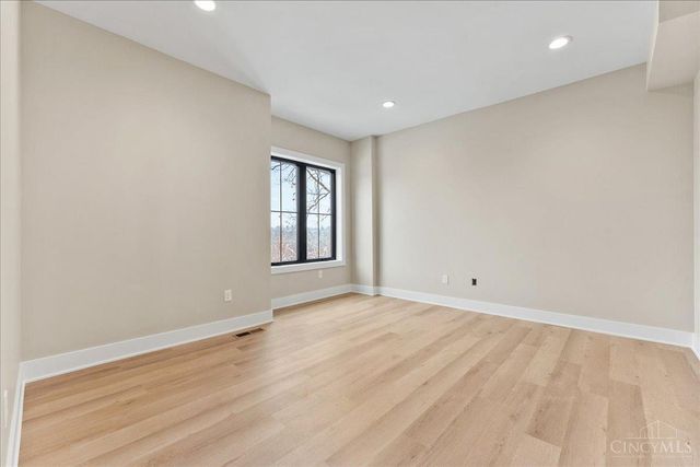 3490 Cooper Road, Blue Ash, OH 45241