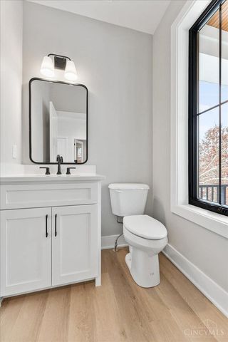 3490 Cooper Road, Blue Ash, OH 45241