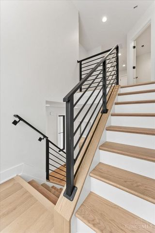 3490 Cooper Road, Blue Ash, OH 45241