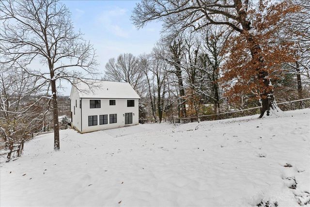 3490 Cooper Road, Blue Ash, OH 45241