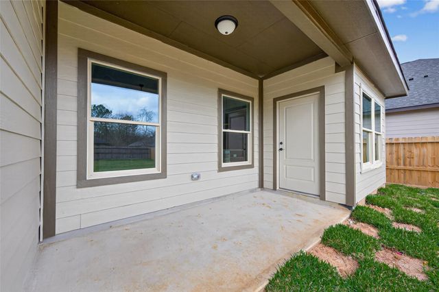 1107 Lyle W Avenue, Cleveland, TX 77327