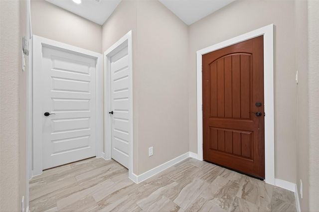 1107 Lyle W Avenue, Cleveland, TX 77327