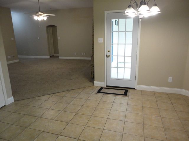 316 Hacienda Drive, Waxahachie, TX 75165
