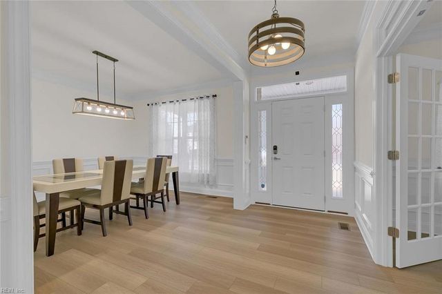 5109 Shoreline CT, Williamsburg, VA 23185