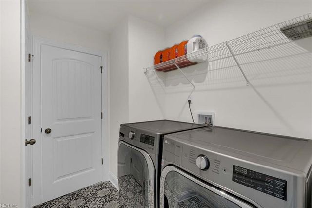 5109 Shoreline CT, Williamsburg, VA 23185