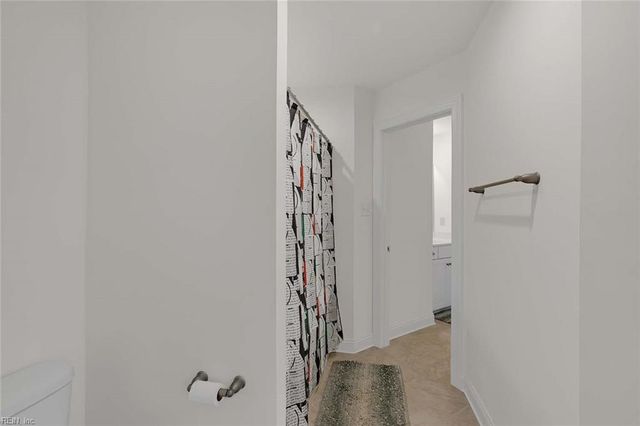 5109 Shoreline CT, Williamsburg, VA 23185