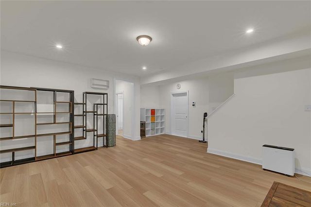 5109 Shoreline CT, Williamsburg, VA 23185