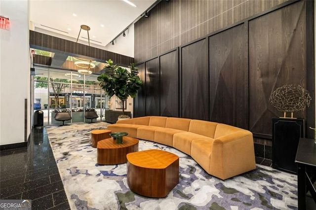 44 Peachtree Place NW 428, Atlanta, GA 30309