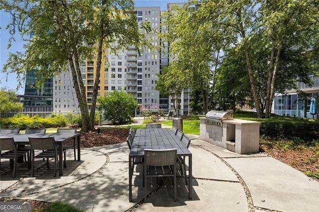 44 Peachtree Place NW 428, Atlanta, GA 30309