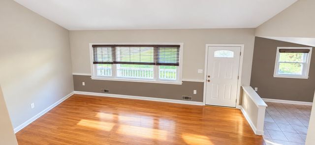 12 Arno Street, Oakhurst, NJ 07755