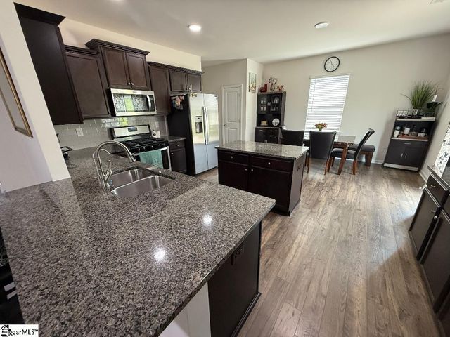 19 Darrowby Way, Simpsonville, SC 29680