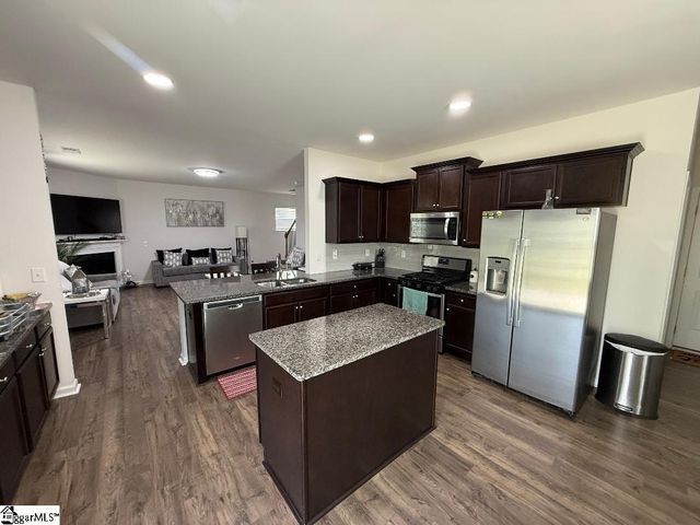 19 Darrowby Way, Simpsonville, SC 29680