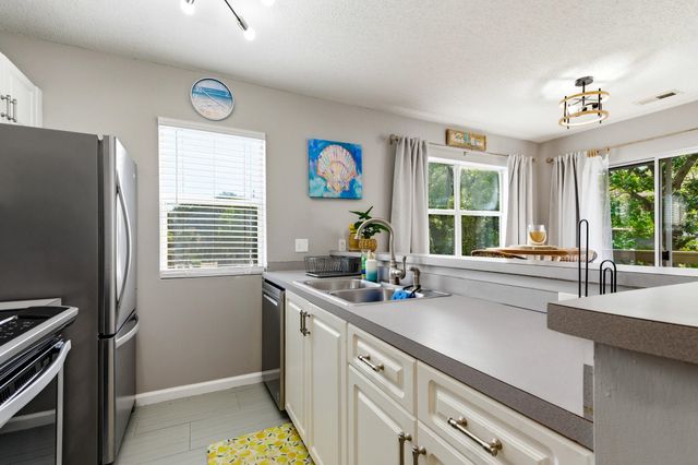412 28th Ave N Apt H, Myrtle Beach, SC 29577