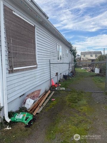 1226 S State Street, Tacoma, WA 98405