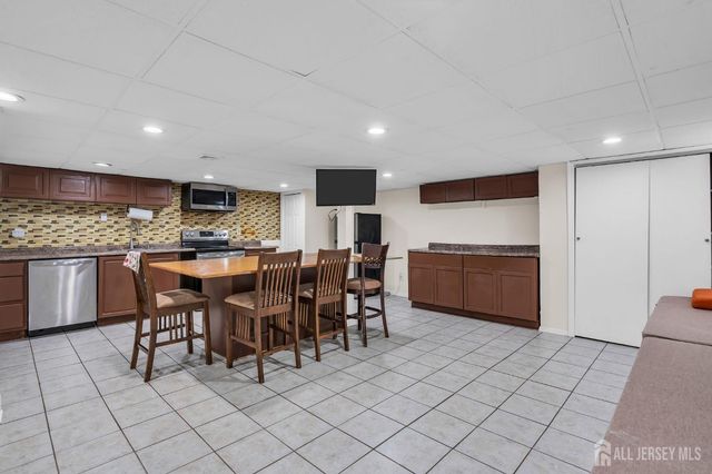 133 Summerhill Road, Spotswood, NJ 08884