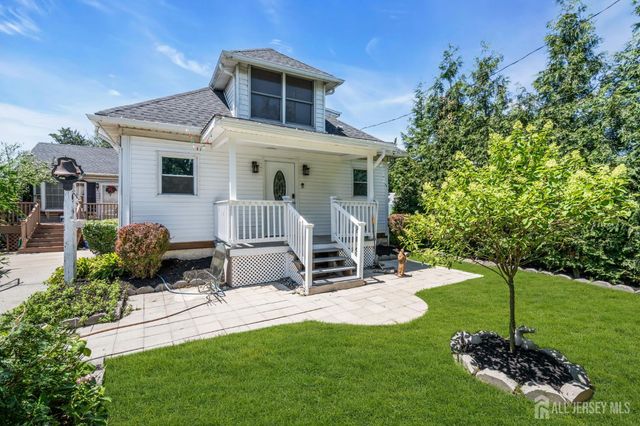 133 Summerhill Road, Spotswood, NJ 08884