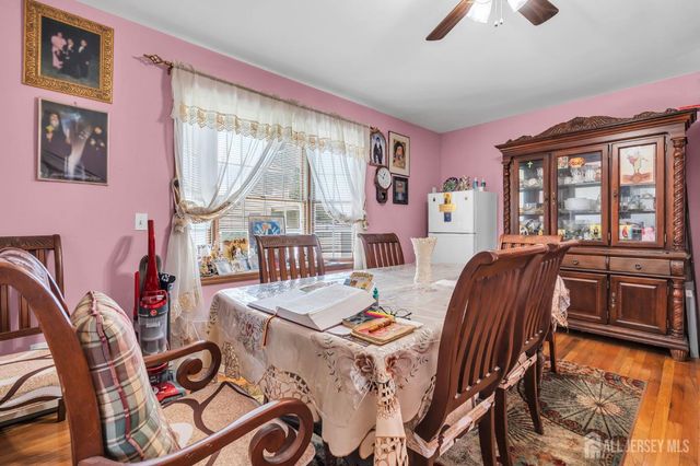 133 Summerhill Road, Spotswood, NJ 08884