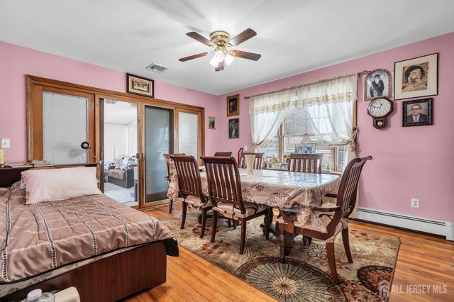 133 Summerhill Road, Spotswood, NJ 08884