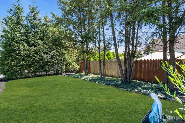 133 Summerhill Road, Spotswood, NJ 08884