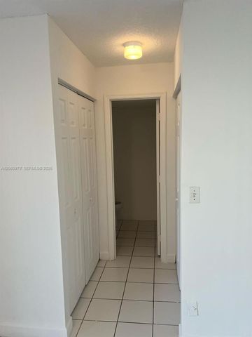 3399 Foxcroft Road 114, Miramar, FL 33025