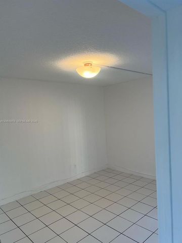 3399 Foxcroft Road 114, Miramar, FL 33025