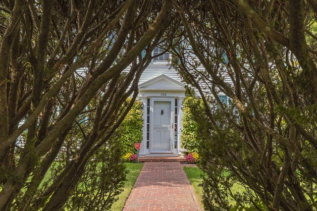 188 Ocean View Avenue, Cotuit, MA 02635