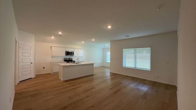 7304 S Maple Avenue, Broken Arrow, OK 74011