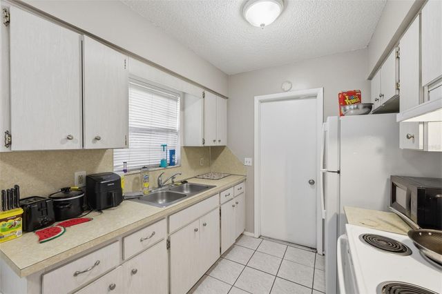 2601 61ST AVENUE N, St Petersburg, FL 33714