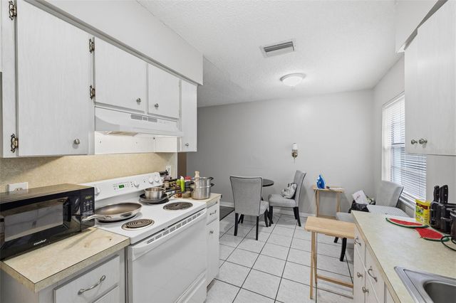 2601 61ST AVENUE N, St Petersburg, FL 33714