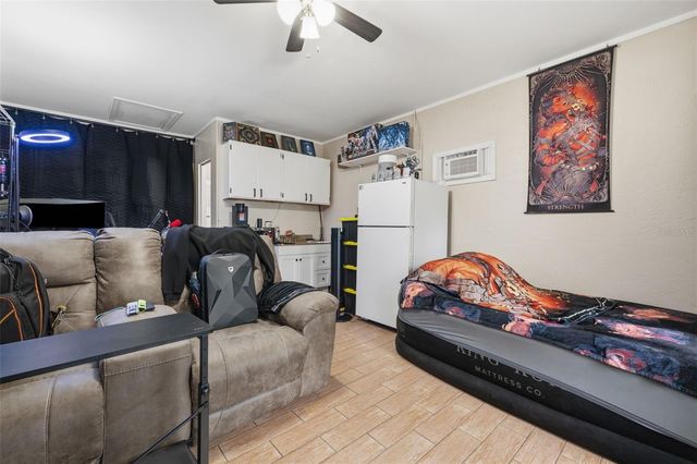 2601 61ST AVENUE N, St Petersburg, FL 33714