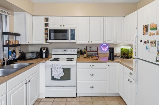 2601 61ST AVENUE N, St Petersburg, FL 33714