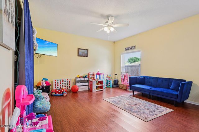 497 Tillman Avenue SW, Palm Bay, FL 32908