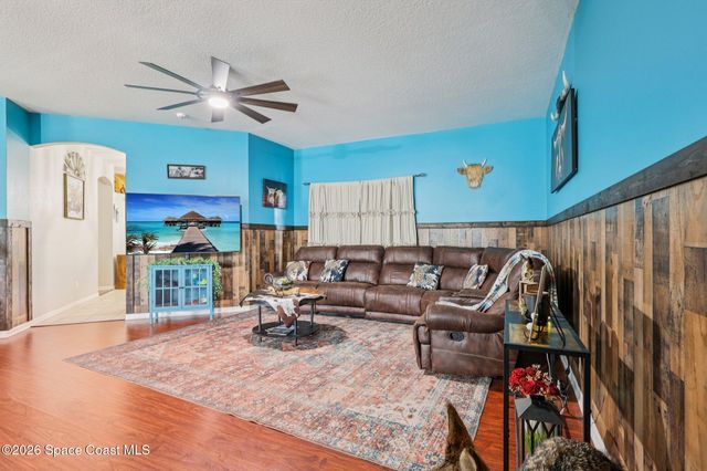 497 Tillman Avenue SW, Palm Bay, FL 32908