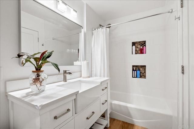 2801 Jacaranda Avenue, Carlsbad, CA 92009