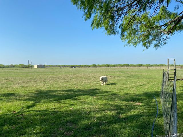 1149 STATE HIGHWAY 119, Stockdale, TX 78160