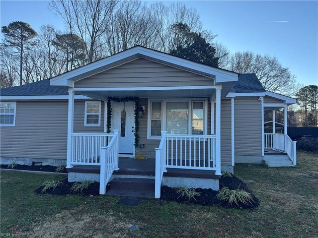 425 Waters RD, Chesapeake, VA 23322