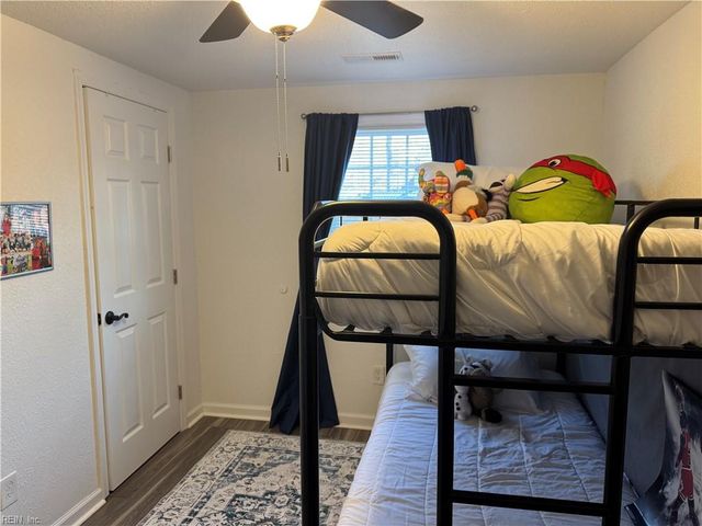 425 Waters RD, Chesapeake, VA 23322